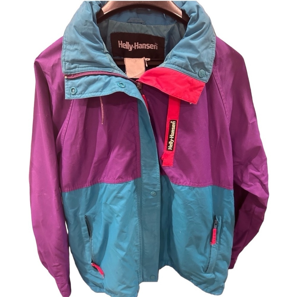 Helly Hansen Pink and Blue Ski Jacket for Snow Adventures